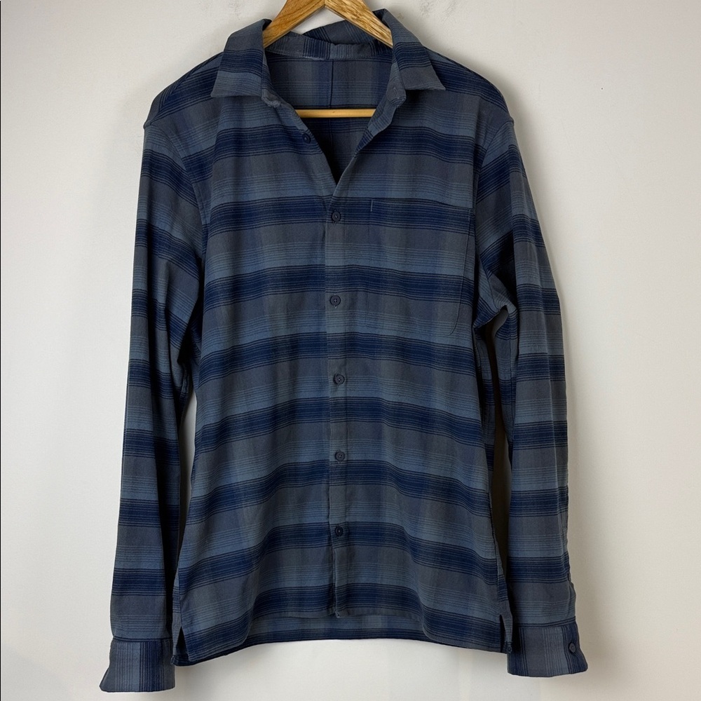 Lululemon Men's Blue Plaid Shirt Blue